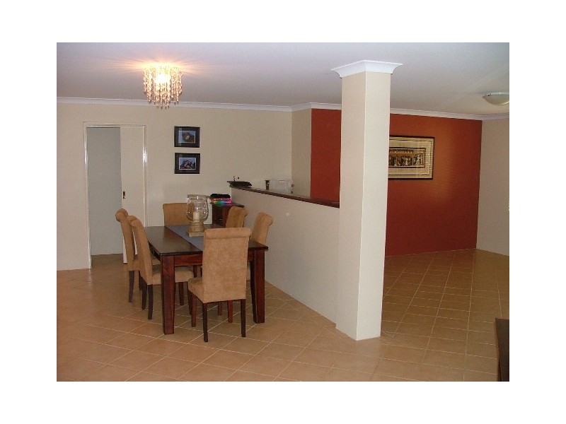 6 Brantwood Approach, Hocking WA 6065