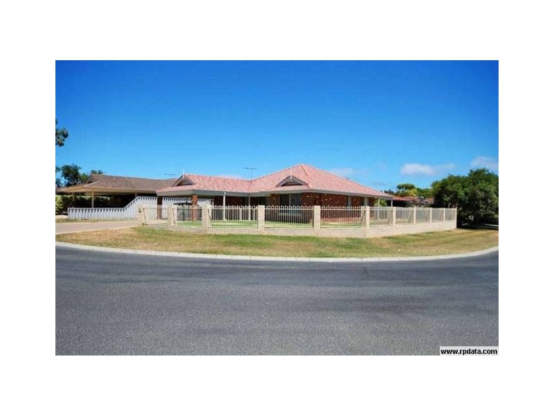 6A  Larkspur Place, Heathridge WA 6027