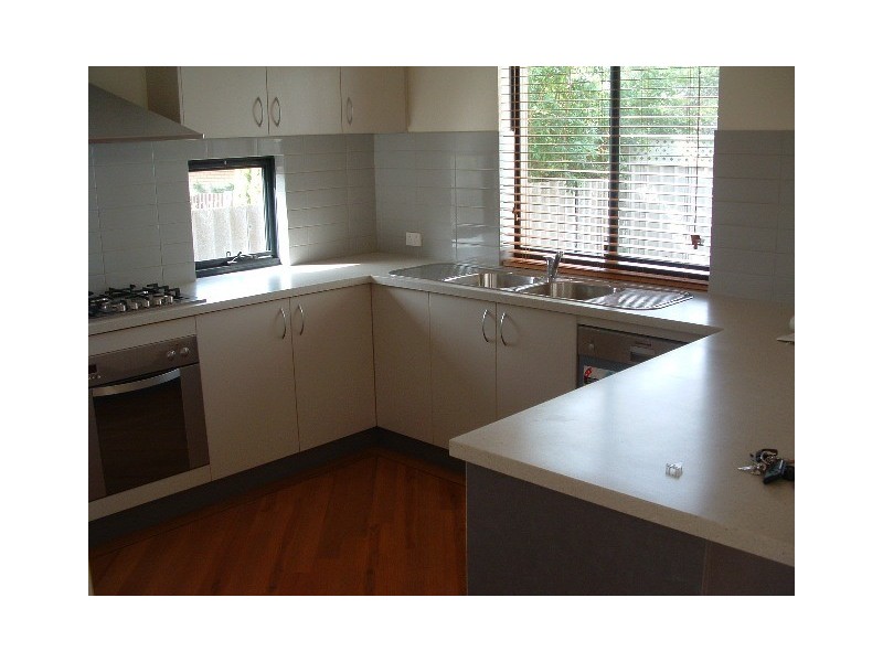 5 Dunster Road, Innaloo WA 6018