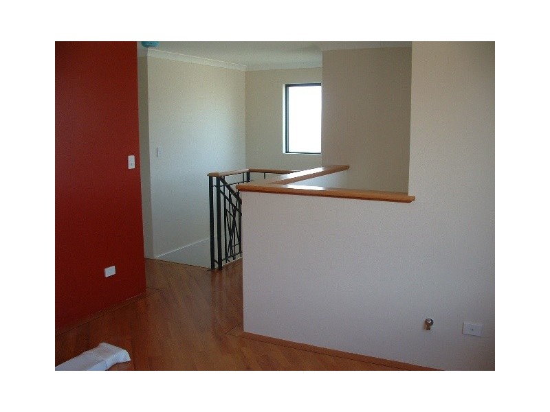 5 Dunster Road, Innaloo WA 6018