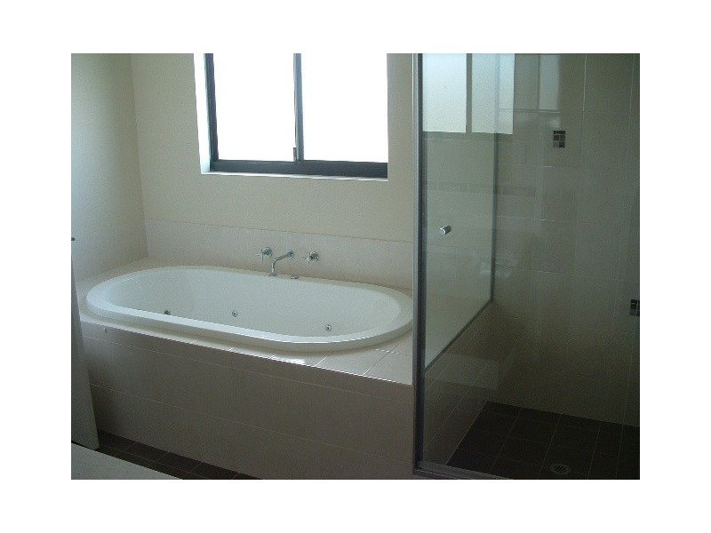 5 Dunster Road, Innaloo WA 6018