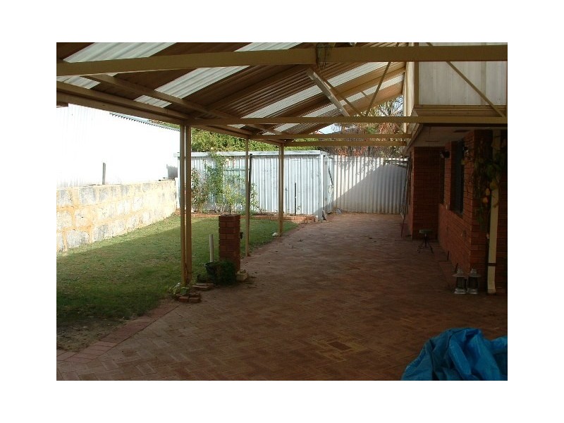 50 Woodward Circle, Marangaroo WA 6064