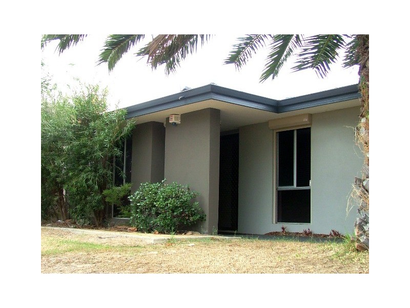 24 NYUNDA DRIVE, Wanneroo WA 6065