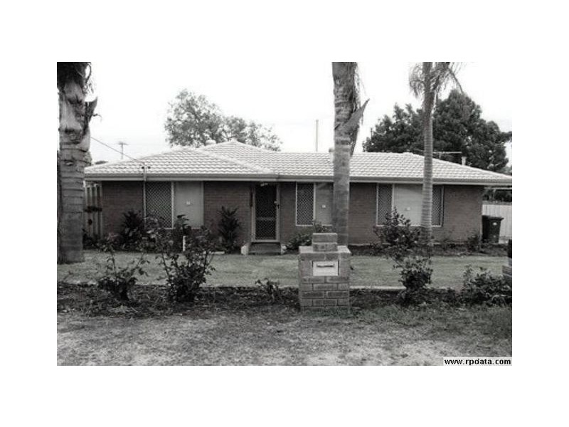 13 Morgan Way, Girrawheen WA 6064