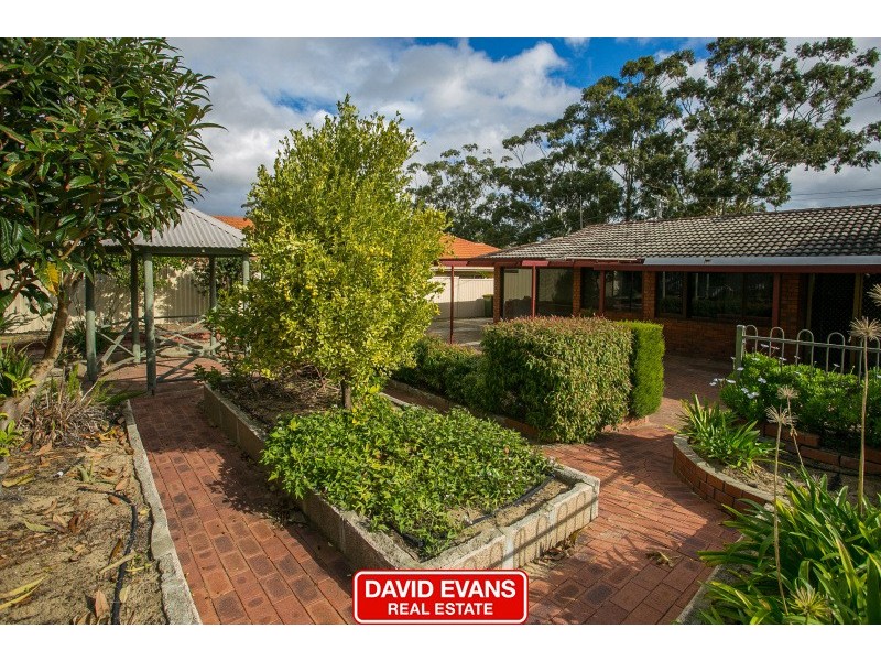 12 Civic Drive, Wanneroo WA 6065