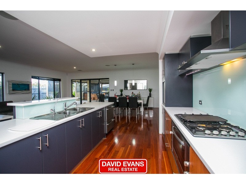 33 Kalinga Drive, Ellenbrook WA 6069