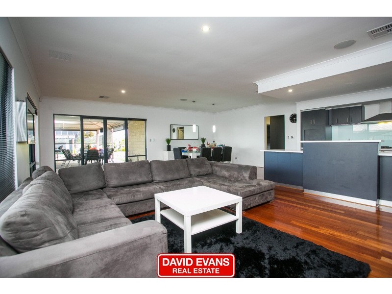 33 Kalinga Drive, Ellenbrook WA 6069