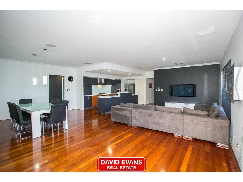 33 Kalinga Drive, Ellenbrook WA 6069