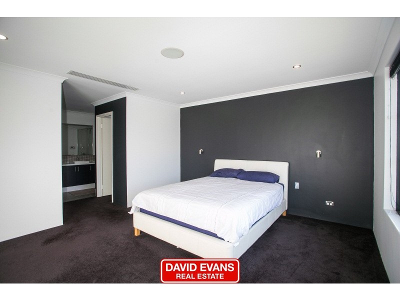 33 Kalinga Drive, Ellenbrook WA 6069