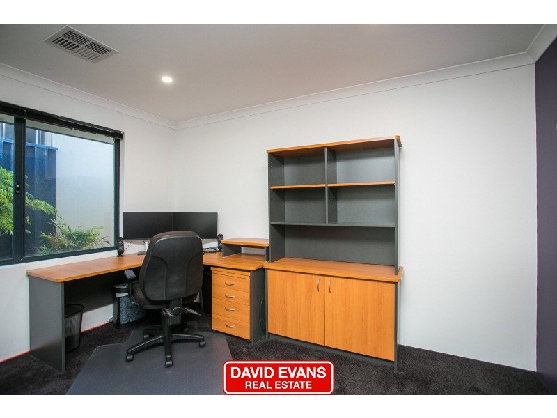 33 Kalinga Drive, Ellenbrook WA 6069