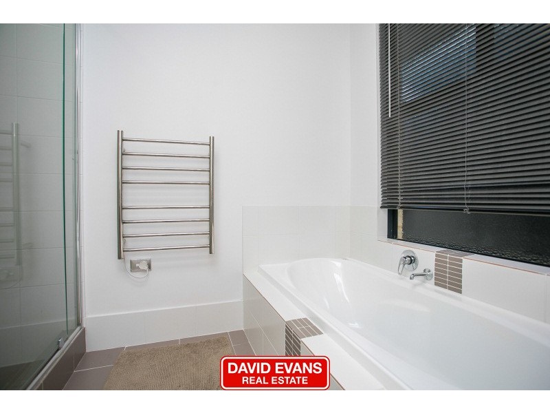 33 Kalinga Drive, Ellenbrook WA 6069