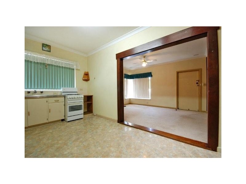 7 Hemsey Street, Balga WA 6061