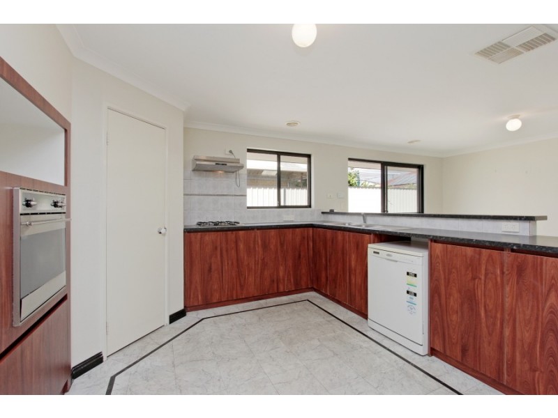 10 Appleby Drive, Darch WA 6065