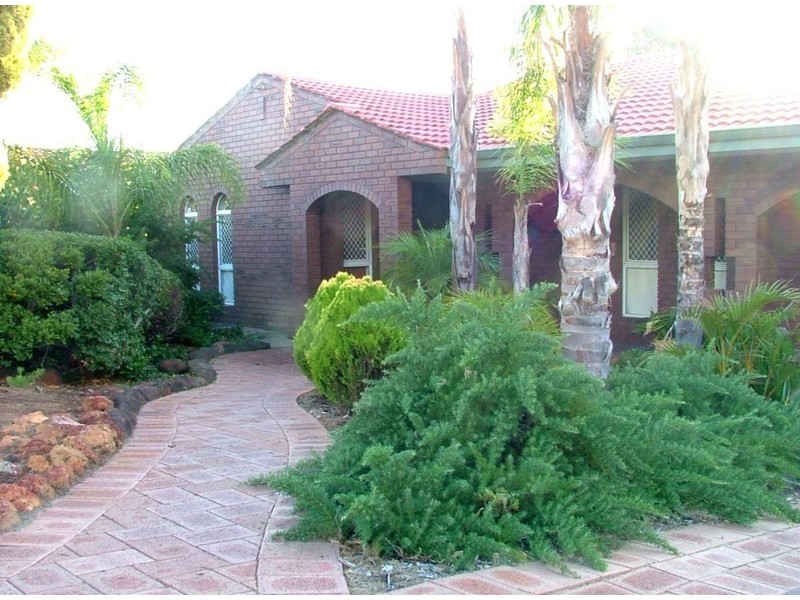85 Wonambi Way, Wanneroo WA 6065