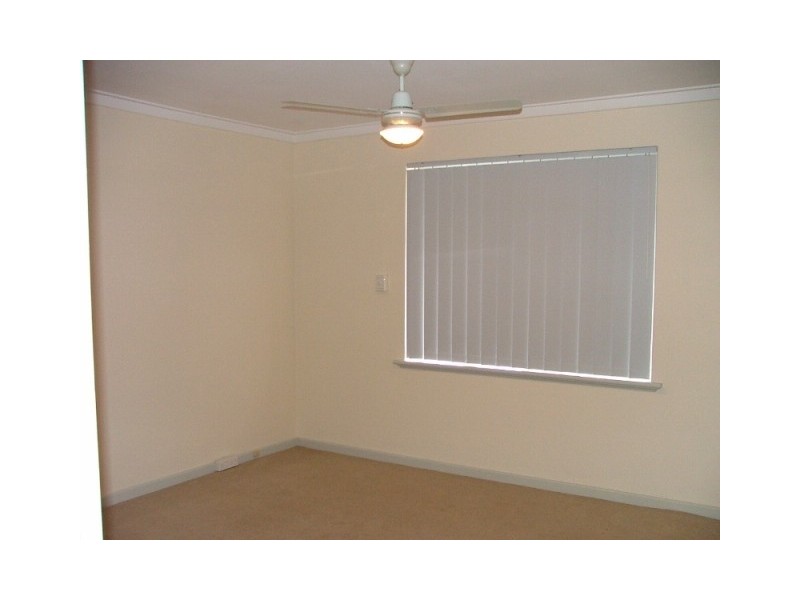 2 Sinagra Street, Wanneroo WA 6065