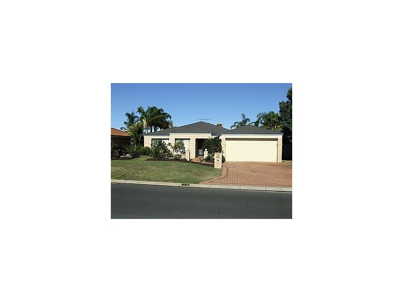 12 Balladong Loop, Carramar WA 6031