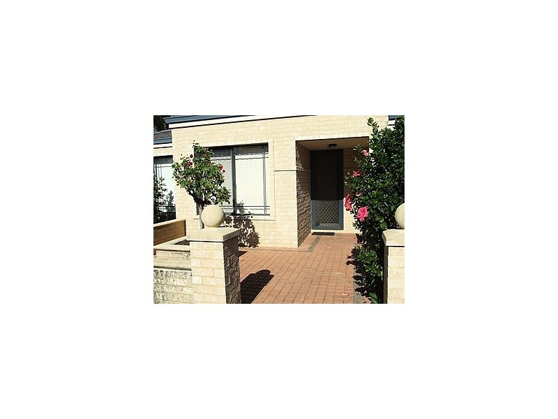 12 Balladong Loop, Carramar WA 6031