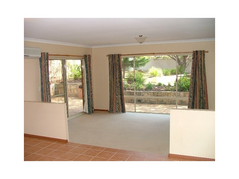 12 Coolamine Close, Carramar WA 6031