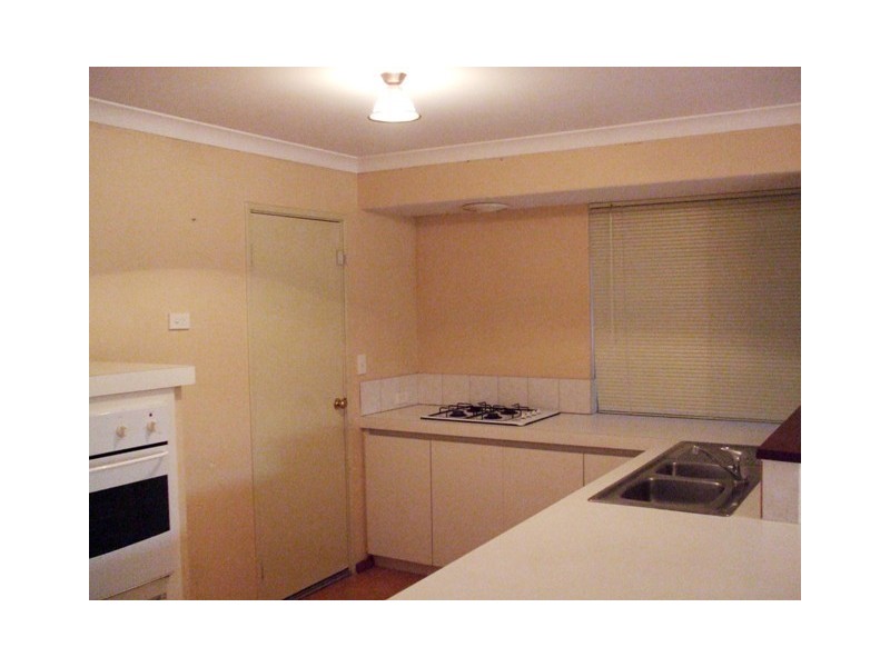 12 Coolamine Close, Carramar WA 6031