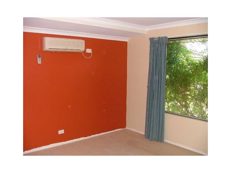 12 Coolamine Close, Carramar WA 6031