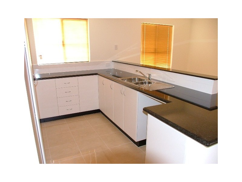 11/42 Grand Boulevard, Joondalup WA 6027