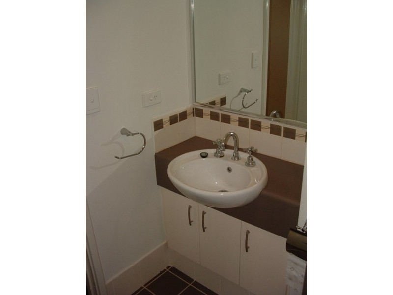 11/22  Grand Blvd, Joondalup WA 6027