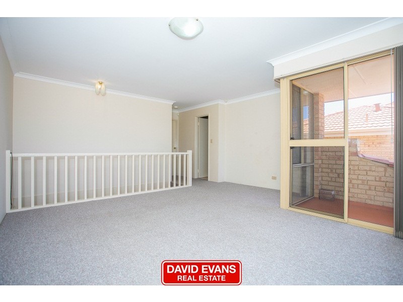 12/91 Dampier Avenue, Mullaloo WA 6027