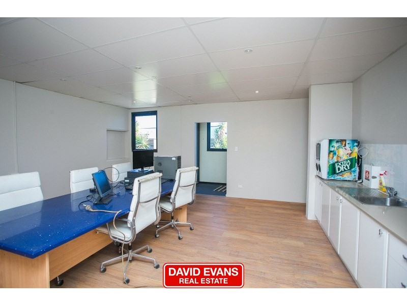 5 Bombardier Road, Wangara WA 6065