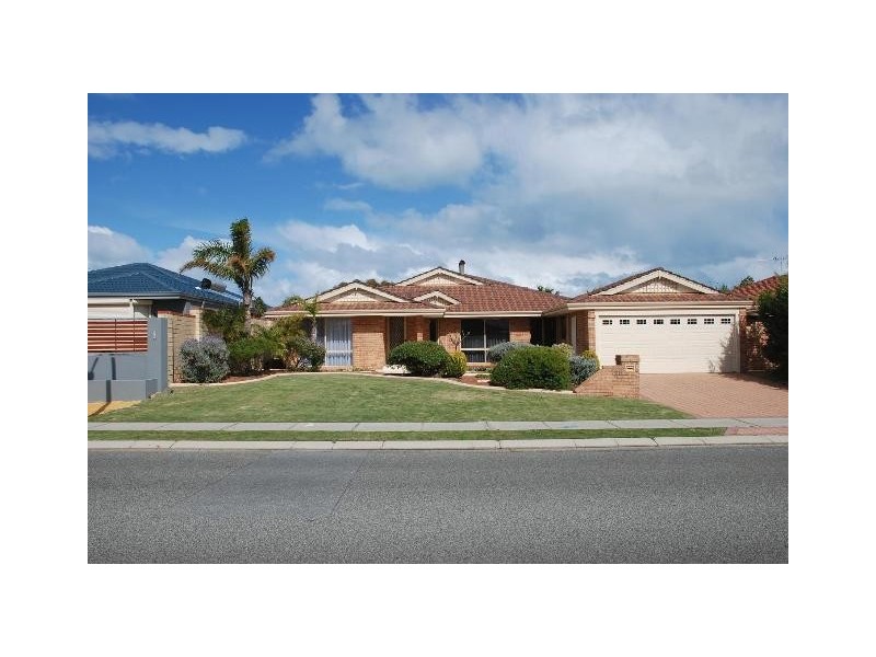 29 Rothesay Heights, Mindarie WA 6030