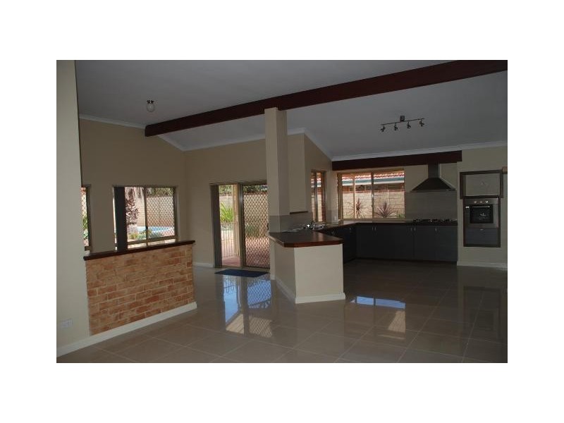 29 Rothesay Heights, Mindarie WA 6030