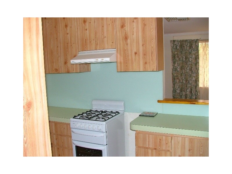 8 Muskoka Avenue, Wanneroo WA 6065