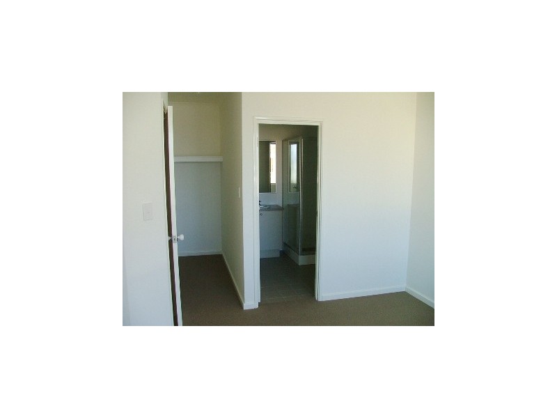 85 Merlot Way, Pearsall WA 6065