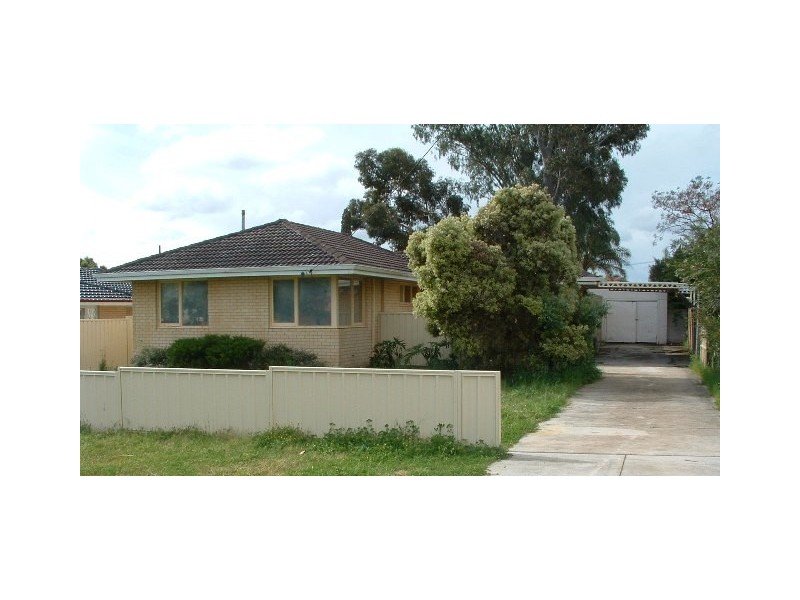 68 Burnham Way, Girrawheen WA 6064