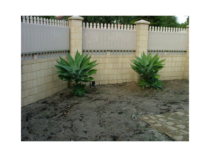 1/15 Deering Street, Westminster WA 6061