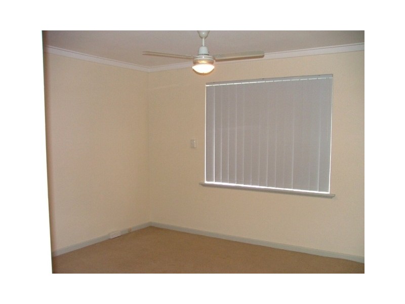 2 Sinagra Street, Wanneroo WA 6065