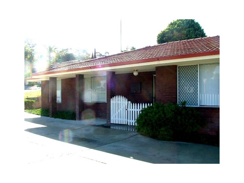 2 Sinagra Street, Wanneroo WA 6065