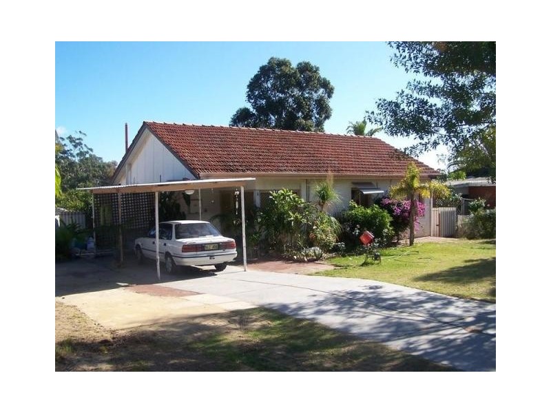 25 Finchley Crescent, Balga WA 6061