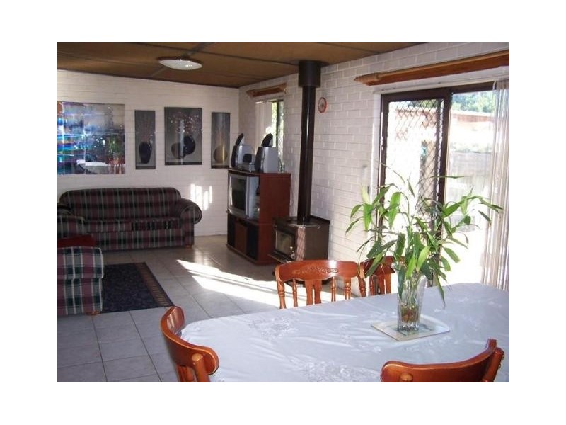 25 Finchley Crescent, Balga WA 6061