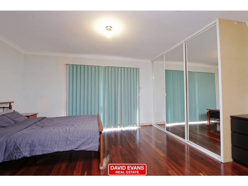 5 Leigh Place, Girrawheen WA 6064