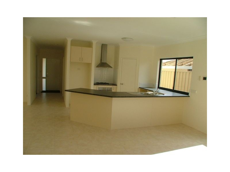 15 Iceberg, Darch WA 6065