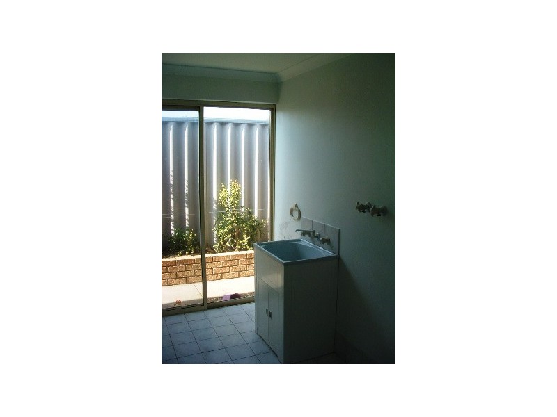 7B Cleland Close, Clarkson WA 6030