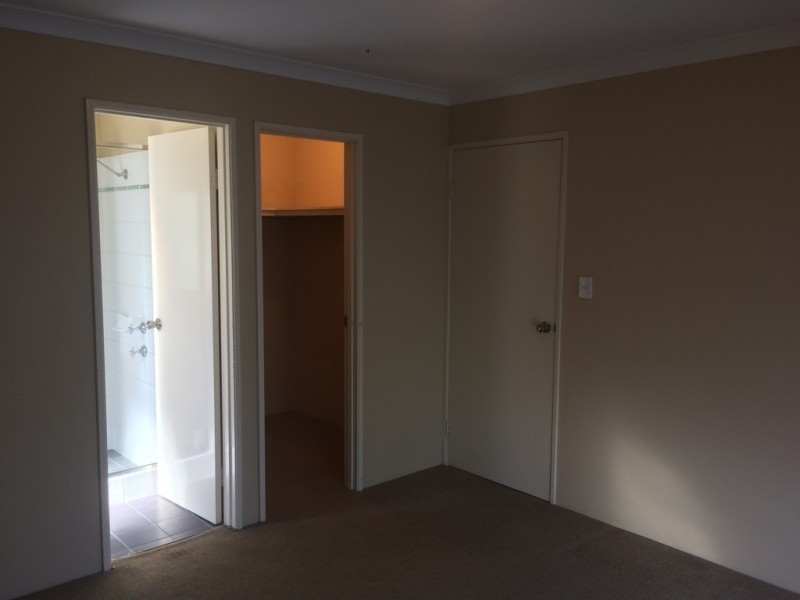 25 Waldbug Drive, Tapping WA 6065