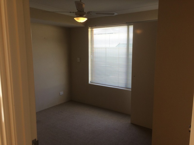 25 Waldbug Drive, Tapping WA 6065