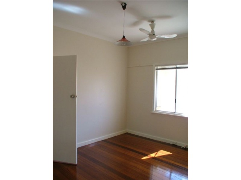 2 Ilumba Road, Nollamara WA 6061