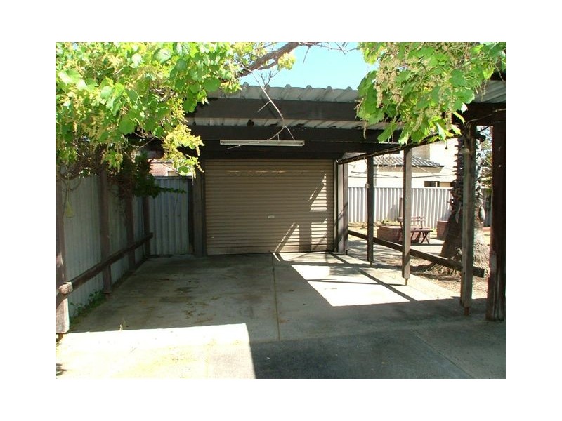 2 Ilumba Road, Nollamara WA 6061