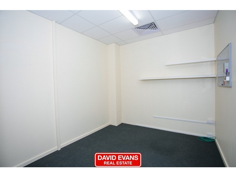 2/21 Caloundra Road, Clarkson WA 6030