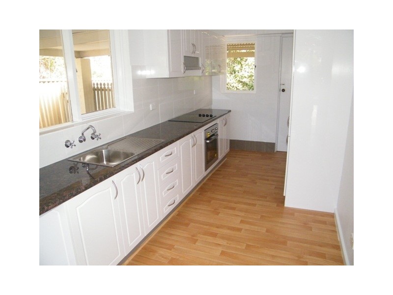 21 Thompson Drive, Wanneroo WA 6065