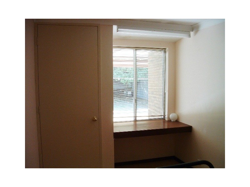 30 Deyoung Road, Craigie WA 6025