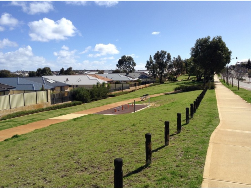 137 Celebration Boulevard, Clarkson WA 6030