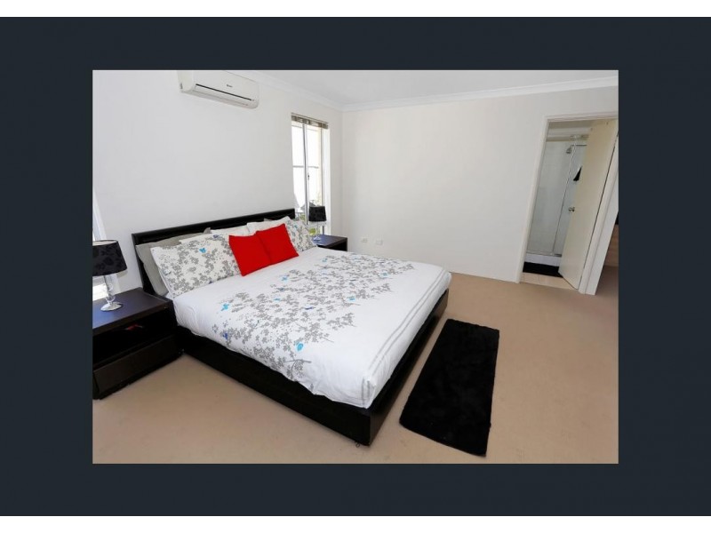 14 Grandoak Drive, Clarkson WA 6030